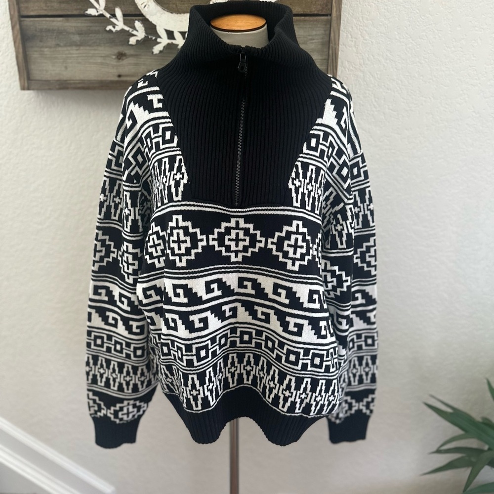 Anthro Beach Riot black and White Geometric Half-Zip Sweater ladies XL NWT‎